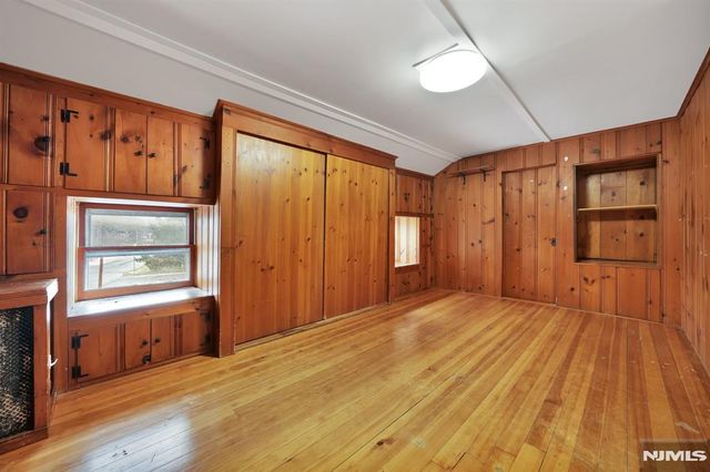 156 Graham Avenue, North Haledon, NJ 07508