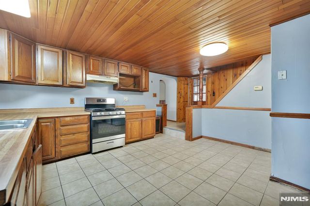 156 Graham Avenue, North Haledon, NJ 07508