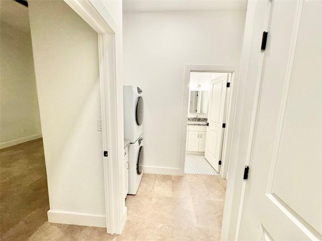 2102 Mechanic Street 106, Galveston, TX 77550