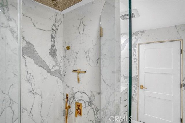 14347 Albers 207, Sherman Oaks, CA 91401