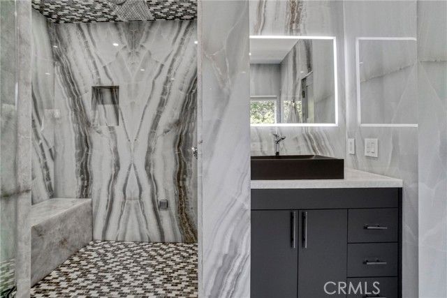 14347 Albers 207, Sherman Oaks, CA 91401