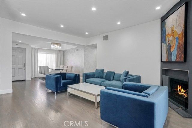 14347 Albers 207, Sherman Oaks, CA 91401