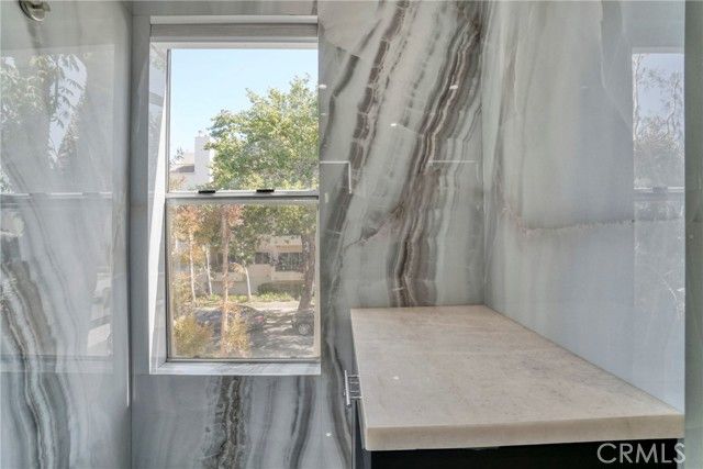 14347 Albers 207, Sherman Oaks, CA 91401