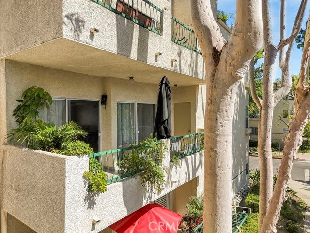 14347 Albers 207, Sherman Oaks, CA 91401