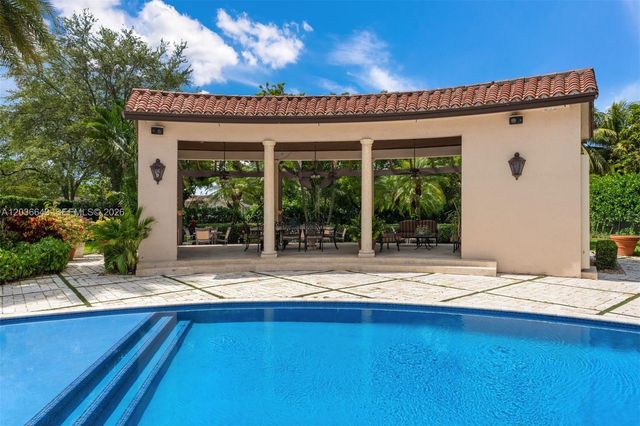 10270 SW 62nd St, Miami, FL 33173