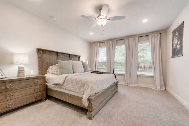 101 Oxford Court, Weatherford, TX 76088