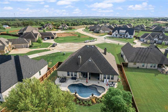 101 Oxford Court, Weatherford, TX 76088