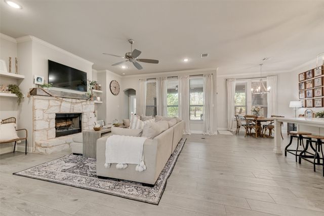 101 Oxford Court, Weatherford, TX 76088