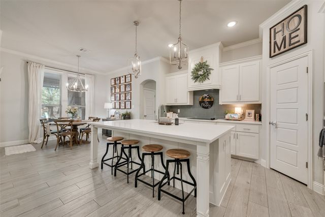 101 Oxford Court, Weatherford, TX 76088