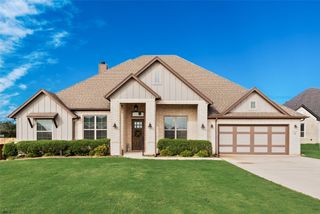 101 Oxford Court, Weatherford, TX 76088