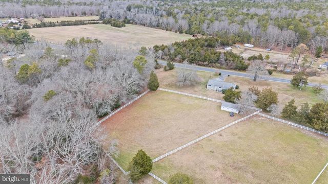 914 W MOSS MILL RD, Egg Harbor City, NJ 08215