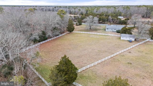 914 W MOSS MILL RD, Egg Harbor City, NJ 08215