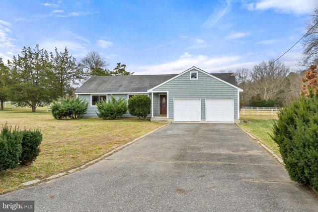 914 W MOSS MILL RD, Egg Harbor City, NJ 08215