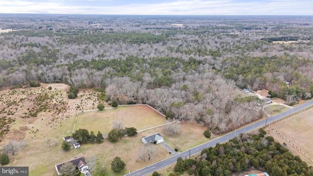 914 W MOSS MILL RD, Egg Harbor City, NJ 08215