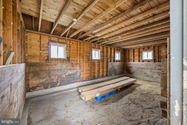 914 W MOSS MILL RD, Egg Harbor City, NJ 08215