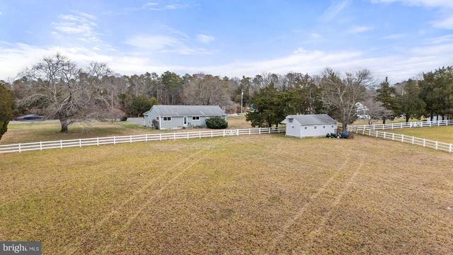 914 W MOSS MILL RD, Egg Harbor City, NJ 08215