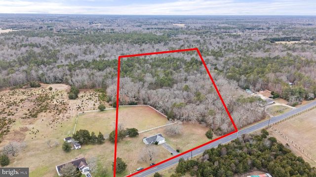 914 W MOSS MILL RD, Egg Harbor City, NJ 08215