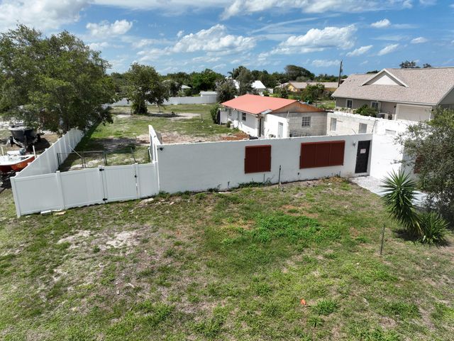 5419 SE Horseshoe Point Road, Stuart, FL 34997