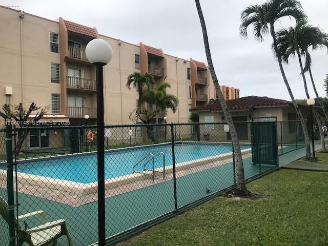 4715 NW 7th Street 4072, Miami, FL 33126