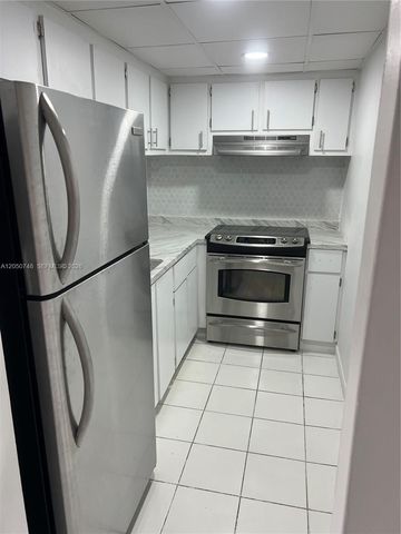 4715 NW 7th Street 4072, Miami, FL 33126