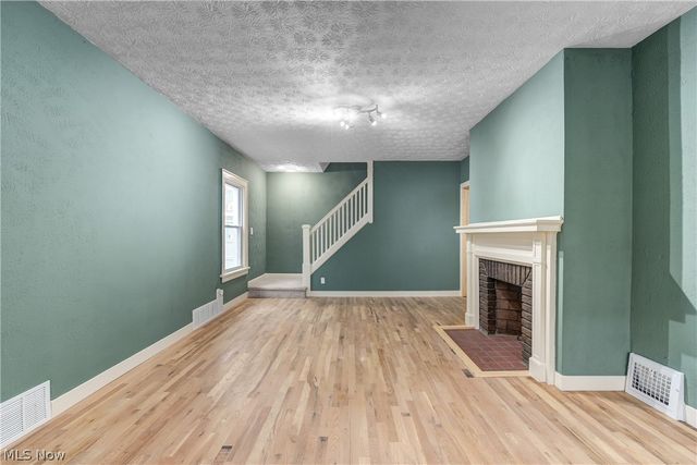 2127 Marlindale Road, Cleveland Heights, OH 44118