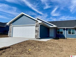 112 W Ida Lane, Lincoln, NE 68523