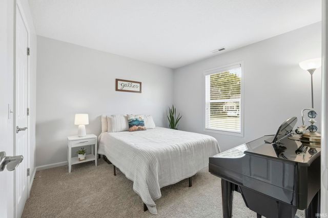 11204 Wirra Wirra Hill, Roanoke, IN 46783