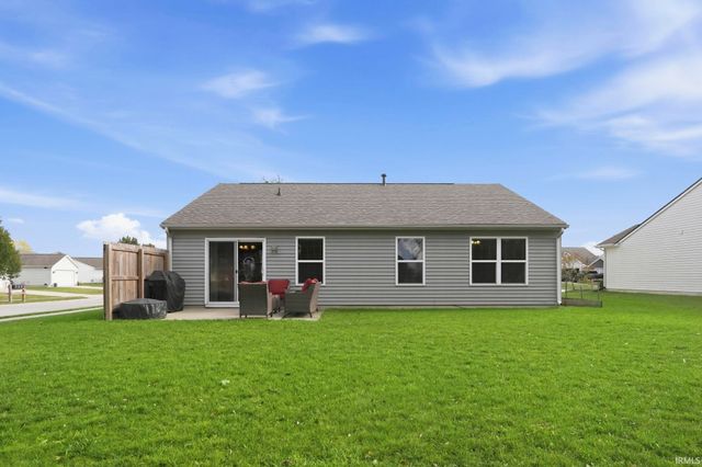 11204 Wirra Wirra Hill, Roanoke, IN 46783