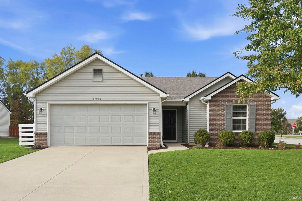 11204 Wirra Wirra Hill, Roanoke, IN 46783