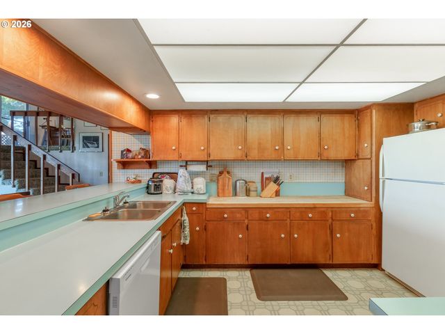 56358 Rusty Road, Bandon, OR 97411