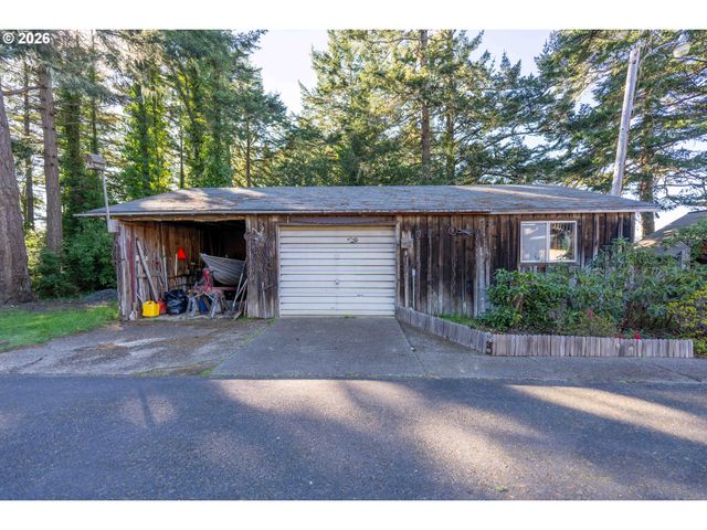 56358 Rusty Road, Bandon, OR 97411
