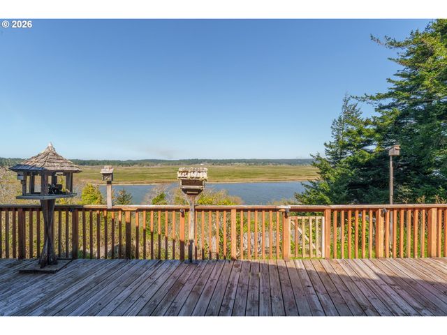 56358 Rusty Road, Bandon, OR 97411