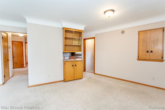 13565 Dixie, Redford, MI 48239
