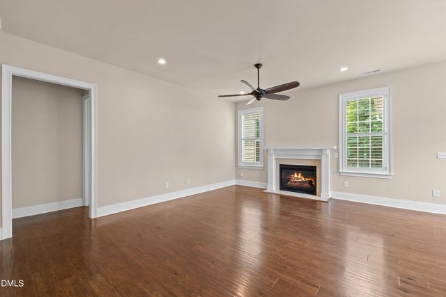 1609 Hasentree Villa Lane, Wake Forest, NC 27587