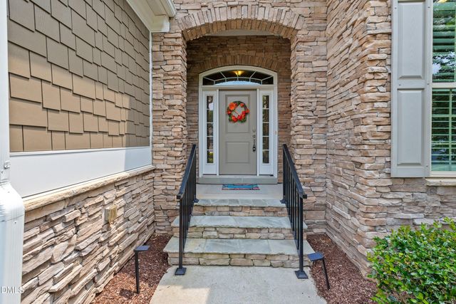 1609 Hasentree Villa Lane, Wake Forest, NC 27587