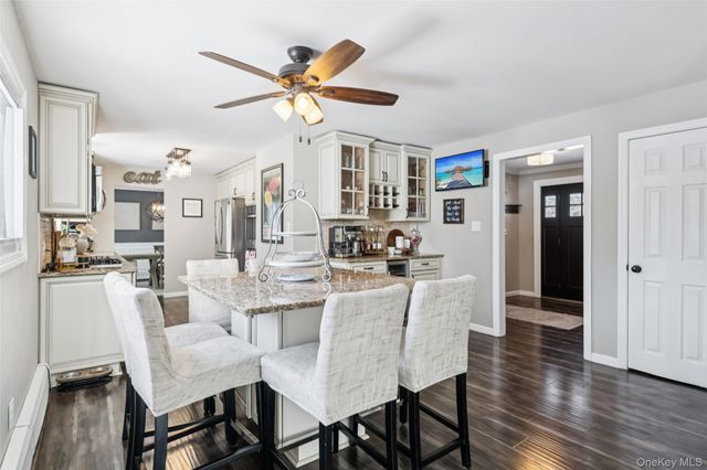 7 Gary Street, Port Jefferson Station, NY 11776