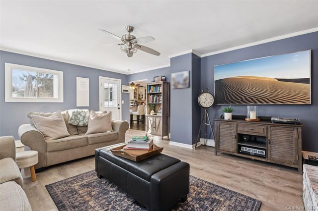 7 Gary Street, Port Jefferson Station, NY 11776