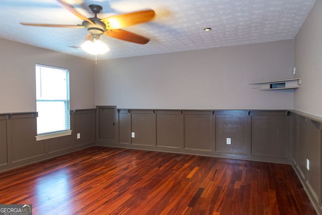 206 Fox Chase Way, Hogansville, GA 30230