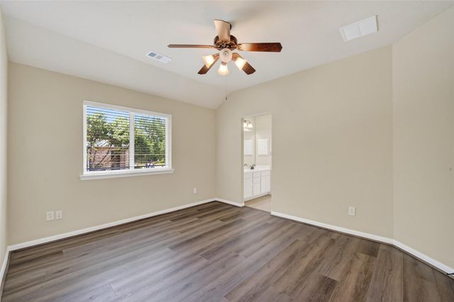 6826 Sorrelwood Lane, Sugar Land, TX 77479