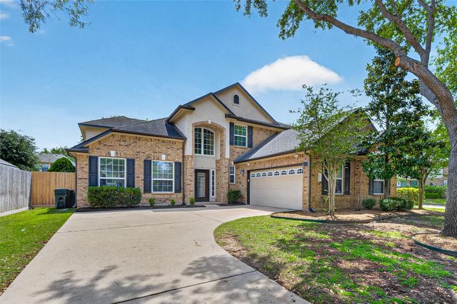 6826 Sorrelwood Lane, Sugar Land, TX 77479