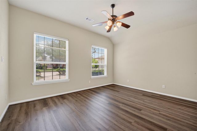 6826 Sorrelwood Lane, Sugar Land, TX 77479