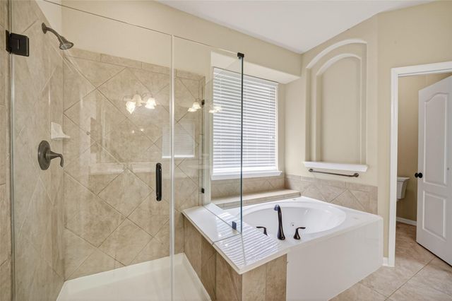 6826 Sorrelwood Lane, Sugar Land, TX 77479