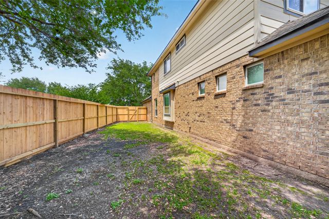 6826 Sorrelwood Lane, Sugar Land, TX 77479