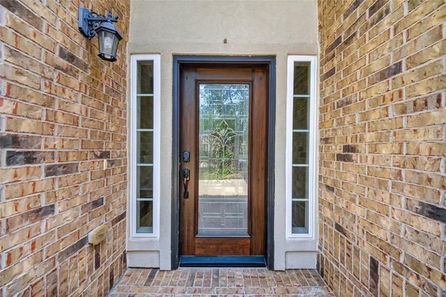 6826 Sorrelwood Lane, Sugar Land, TX 77479