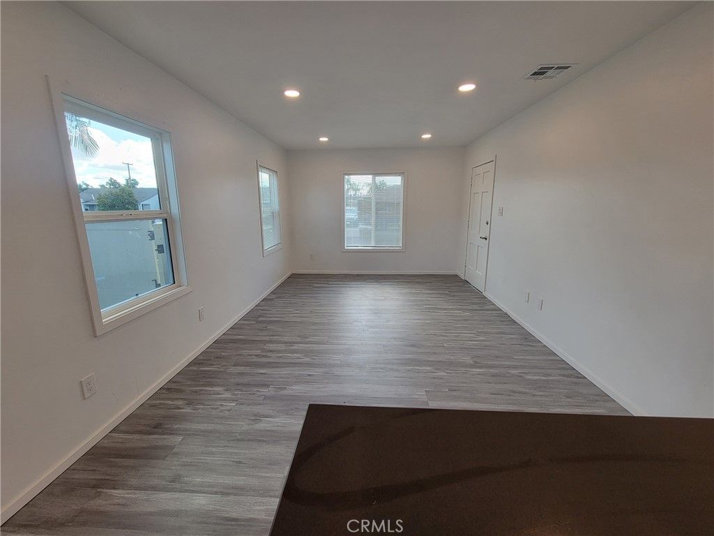 Image 15 of property listing at 8101 Taylor, Buena Park, CA 90621