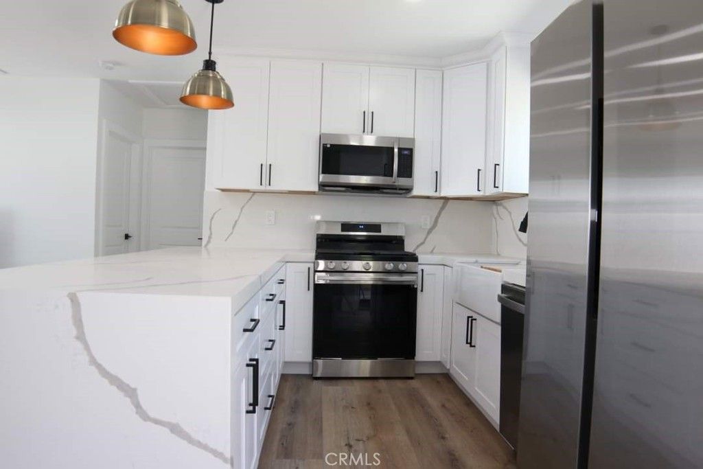 Image 6 of property listing at 8101 Taylor, Buena Park, CA 90621