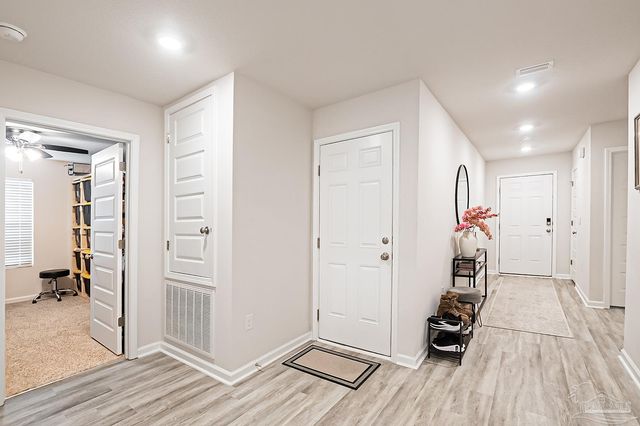 8654 Pathstone Blvd, Pensacola, FL 32526