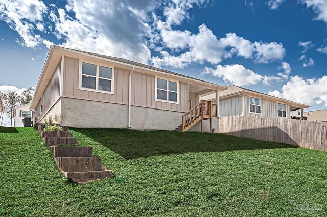 8654 Pathstone Blvd, Pensacola, FL 32526