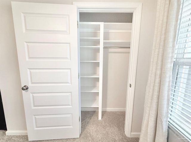 8654 Pathstone Blvd, Pensacola, FL 32526