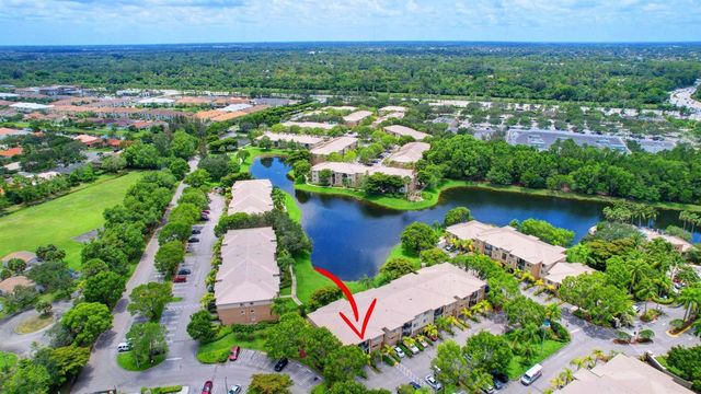 300 Crestwood Court N 307, Royal Palm Beach, FL 33411